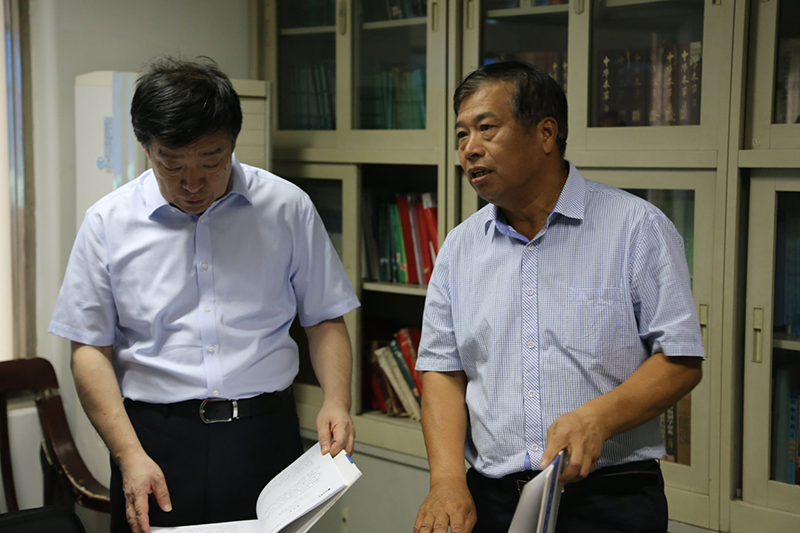 保定市委常委、紀(jì)委書記、監(jiān)委主任周省時來藥都制藥集團調(diào)研